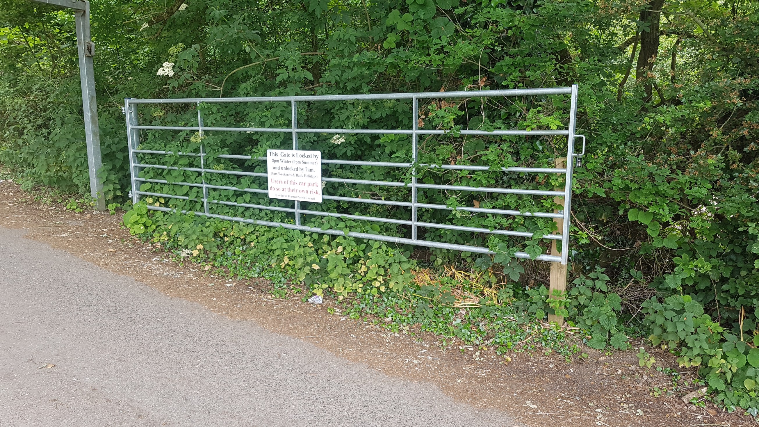 security-gate-to-recreation-ground